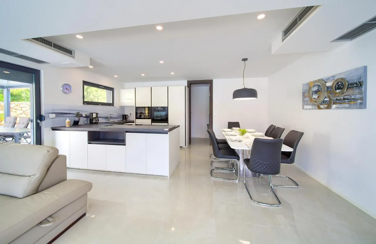 Holiday home Villa Dama Dobrinj Croatia