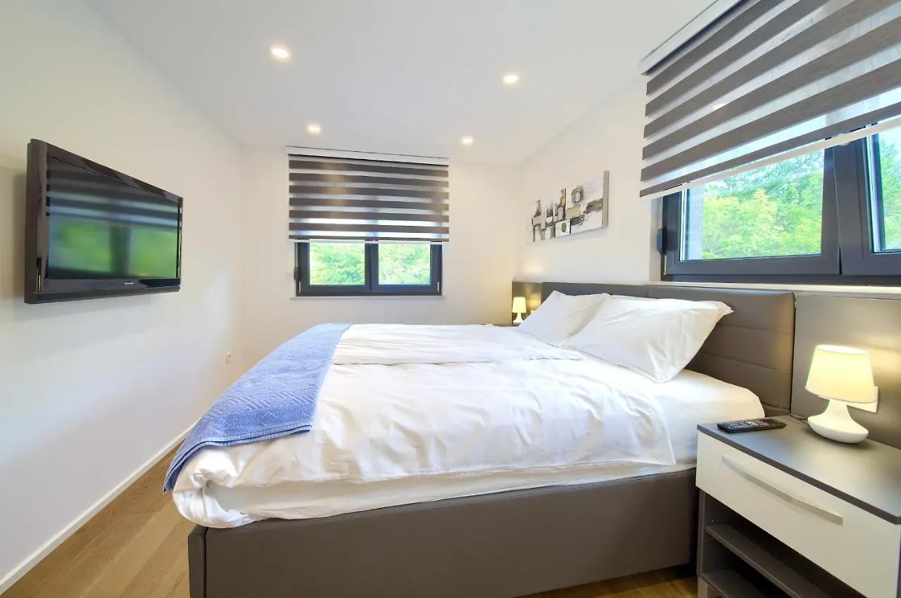 Villa Dama Dobrinj 0*,